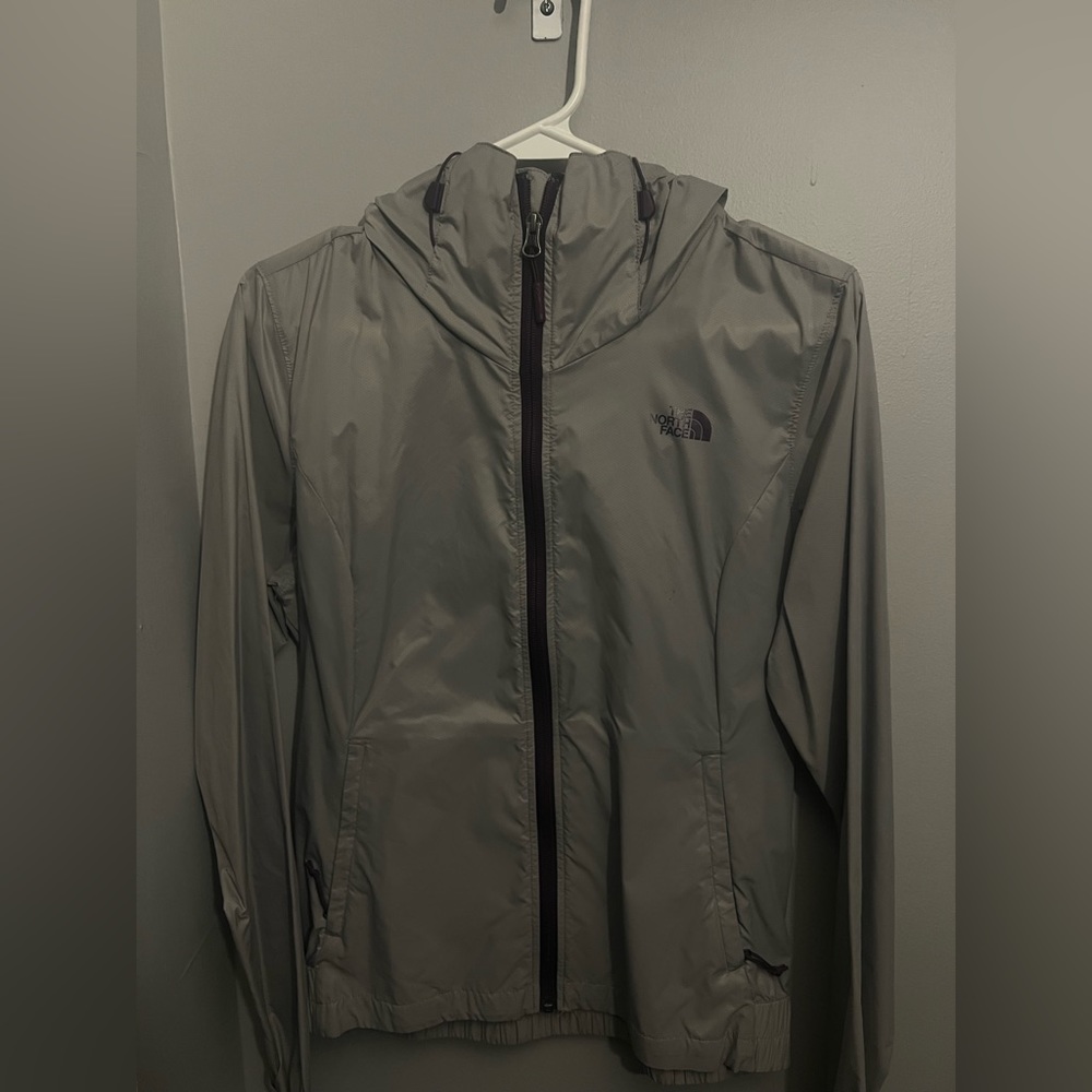 The North Face Light Grey Windbreaker Thin